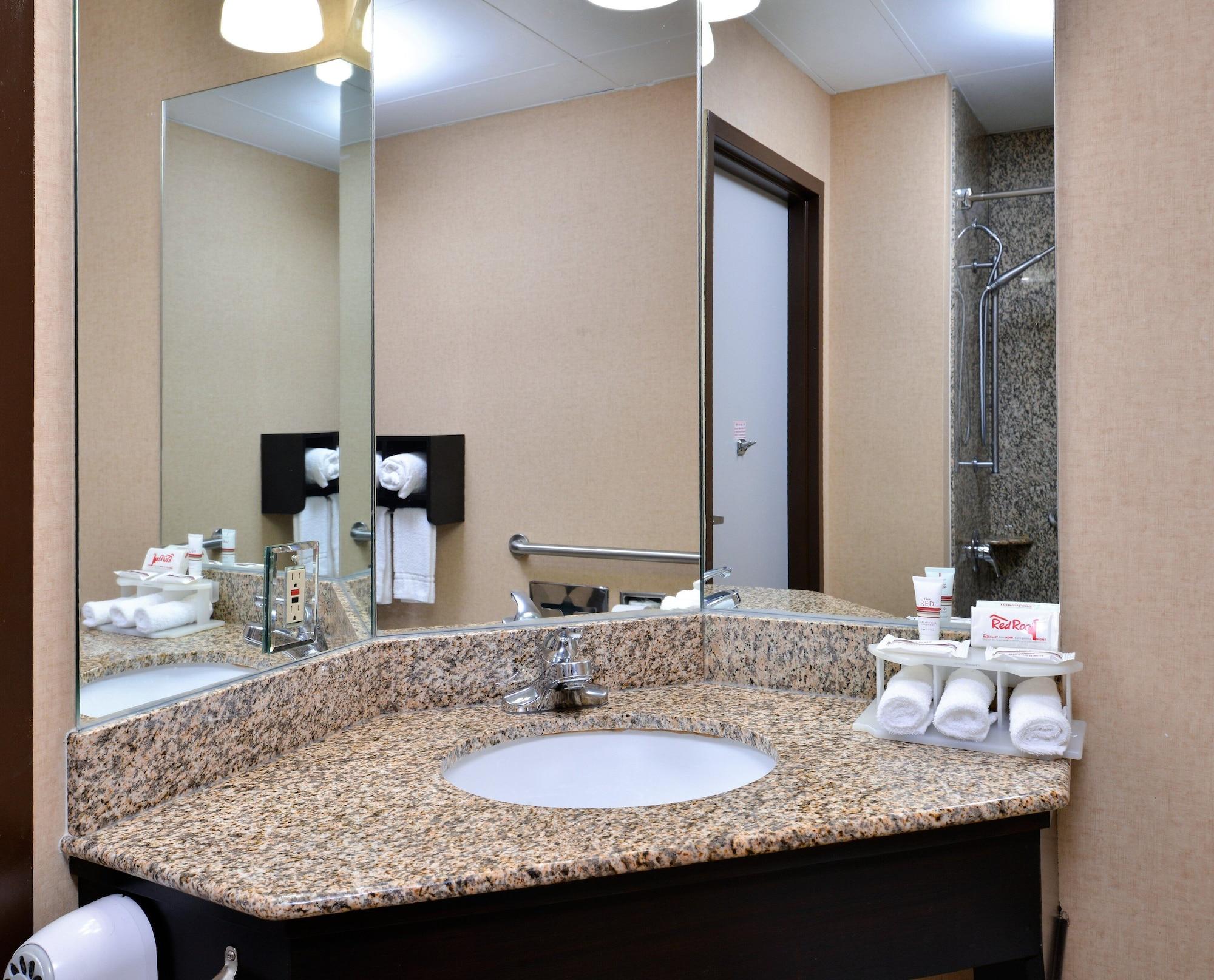Red Roof Inn & Suites Columbus West Broad Zewnętrze zdjęcie